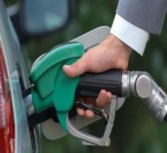 ارتفاع أسعار المحروقات والبنزين لامس الـ 600 ألف ليرة