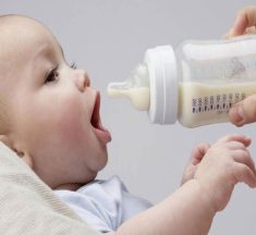 صحّة الأطفال بخطر… حليب الرضع يحتوي على دهون مُشبعة وزيوت مُهدرجة
