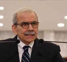 في عيد العمّال.. سلام: نواصل العمل لتحسين الأوضاع وإستعادة الأراضي المحتلة