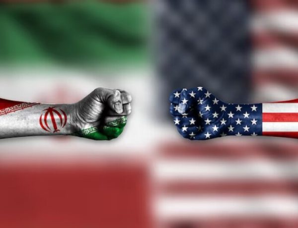 واشنطن تلوّح باستئناف الحرب مع إيران.. وترامب يتمسك بشروطه