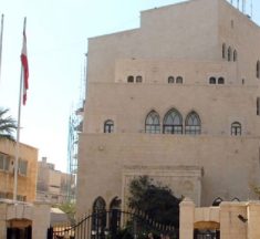 الرئيس بري ينتزع توضيحات أميركية: وقف كامل للنار وانسحاب إسرائيلي وعودة النازحين