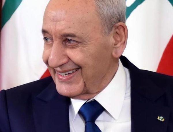 بري يتمسّك برفض المناطق النموذجية.. وماكرون يواصل مساعيه لدور فرنسي في لبنان