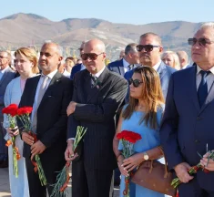 وفد بلدية صور يشارك في إحياء ذكرى تأسيس مدينة نوفوروسيسك الروسية ويعزز جسور التوأمة