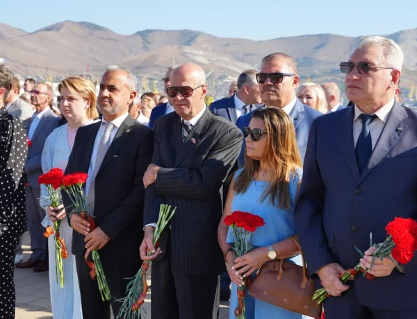 وفد بلدية صور يشارك في إحياء ذكرى تأسيس مدينة نوفوروسيسك الروسية ويعزز جسور التوأمة